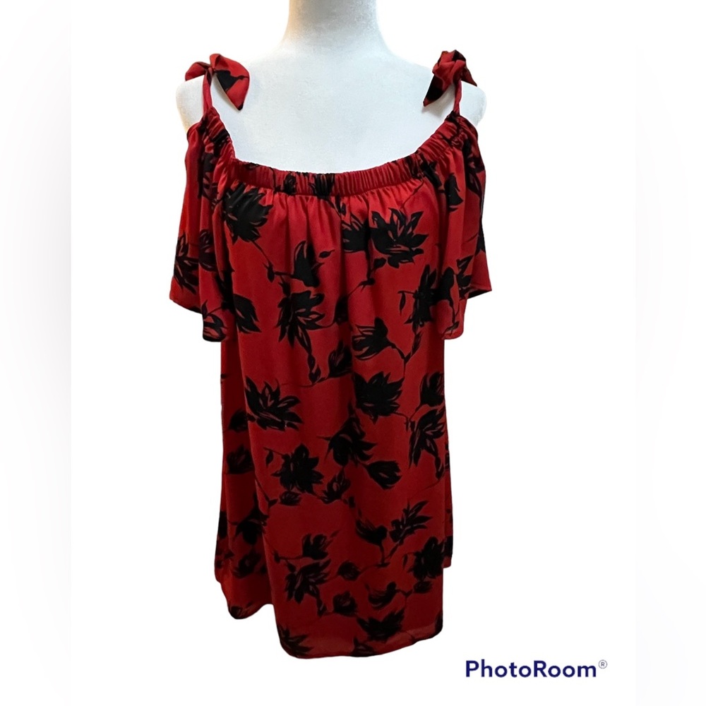 PEACH LOVE brand dress. Size S.
